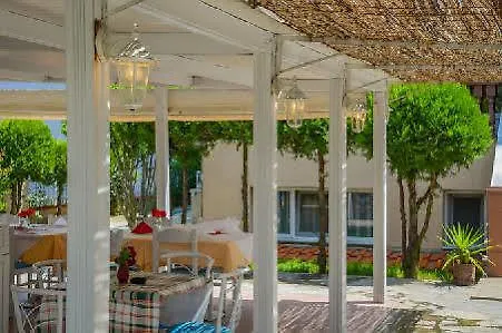 Hotel Ellas